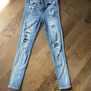 Women’s American Eagle jeans